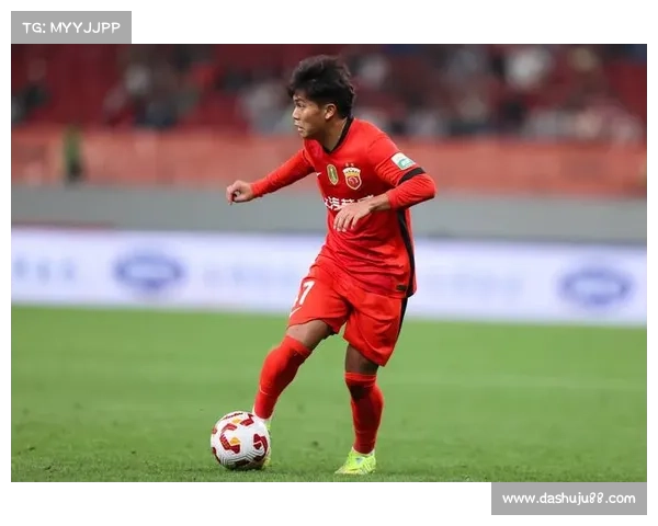 沪媒曝申花新星刘诚宇凭联赛进球连场表现获国足青睐跳级入选